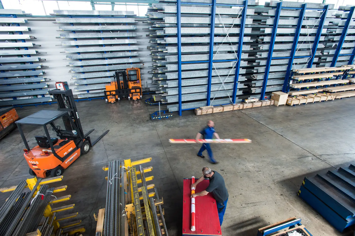 Bibus_Metals_Nickel_Alloy_Kirrlach_Lager_Verpackung_Rohre_Stäbe (1)