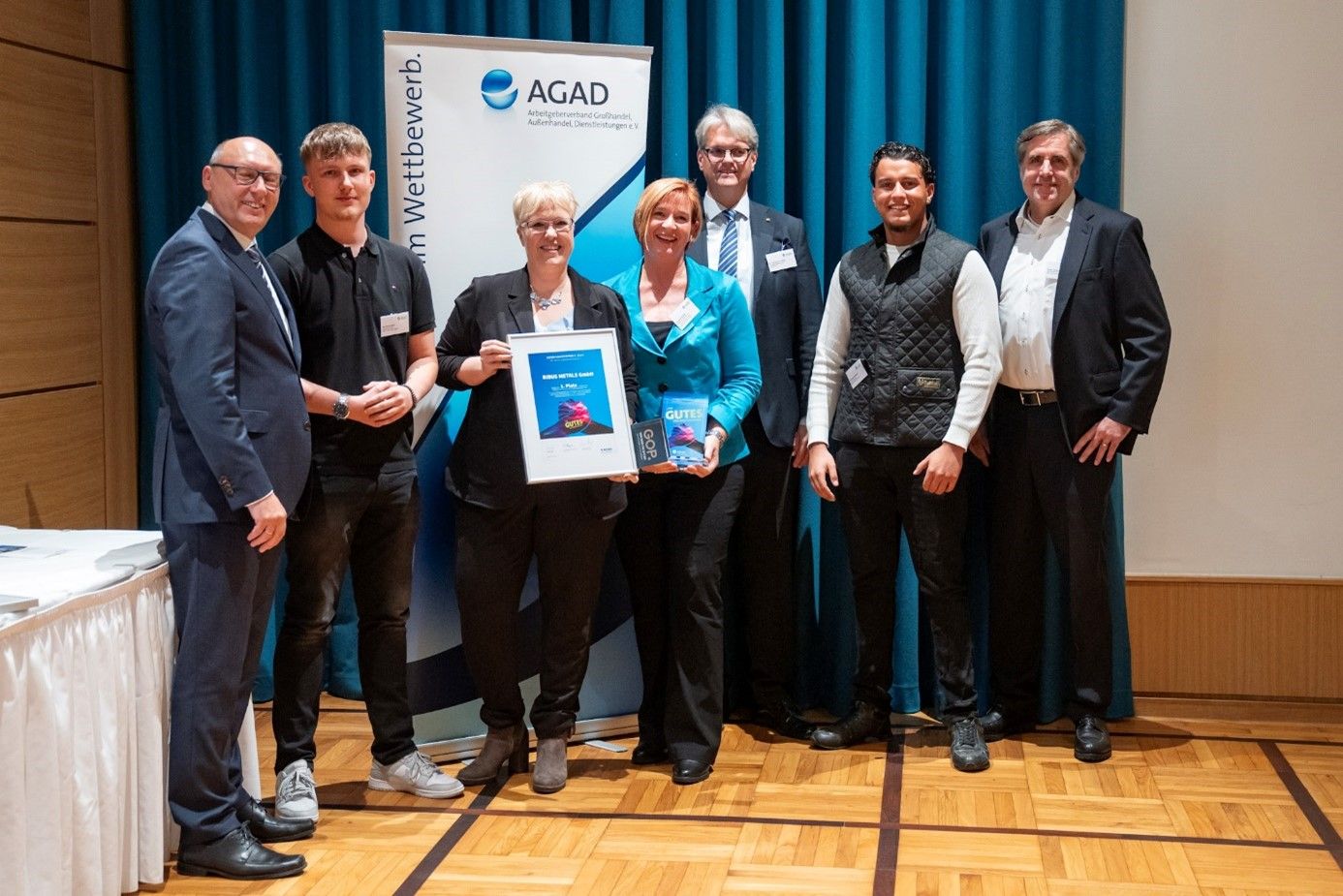 BIBUS METALS GmbH Nickel Alloys Ausbildung Auszeichnung