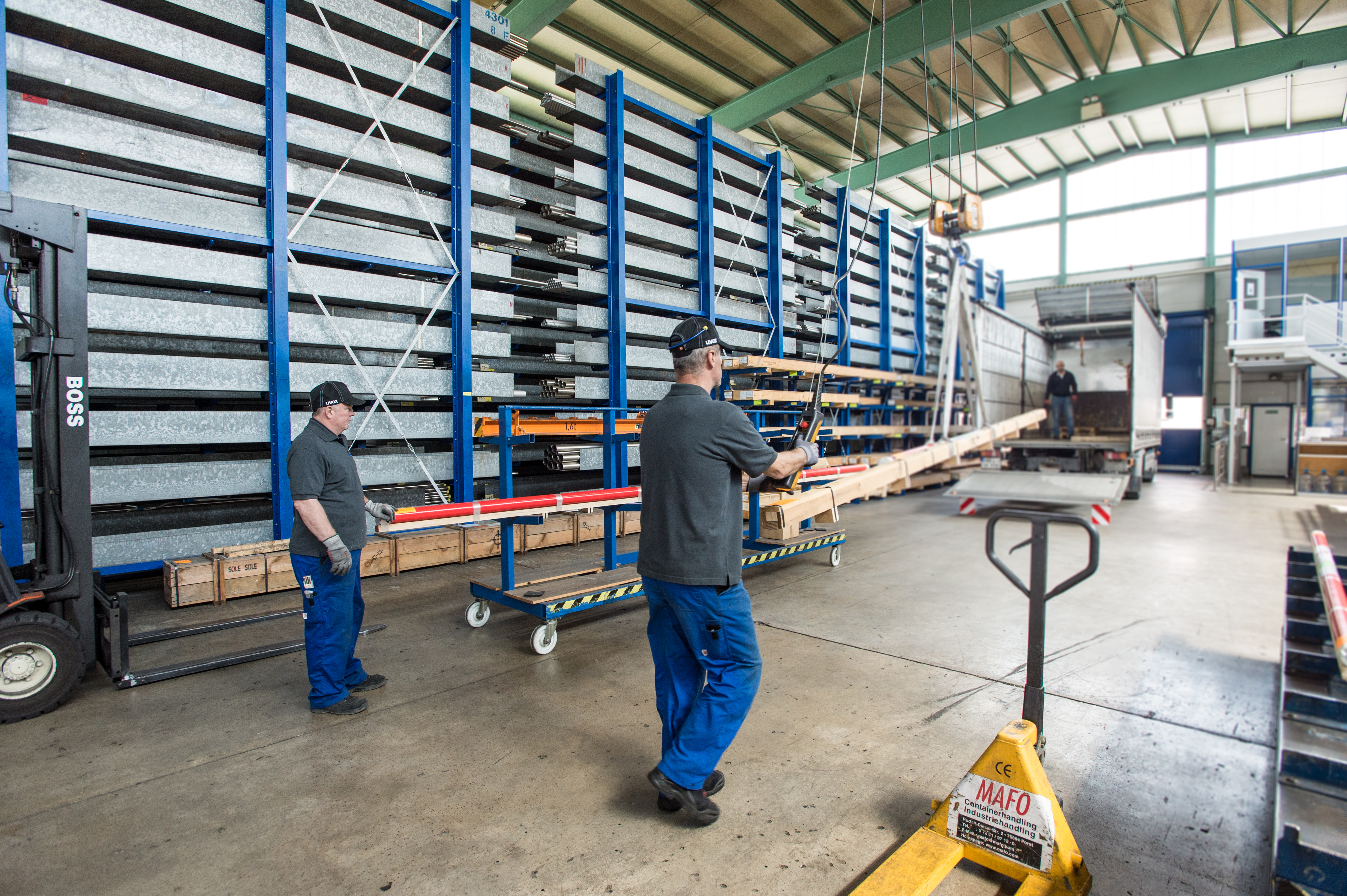 Bibus_Metals_Nickel_Alloy_Lager_Kirrlach_Verpackung_Versand